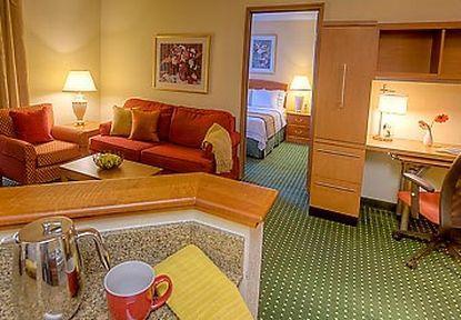 Towneplace By Marriott Downtown Hotel
